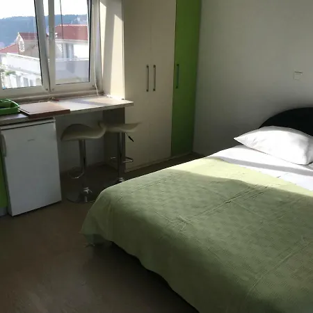 Apartment Of The Hill *